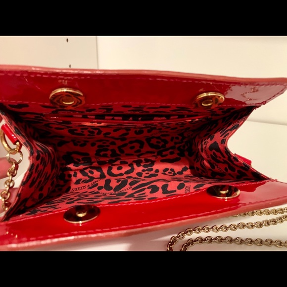 Loucos & Santos Patent Leather Crossbody - Picture 4 of 5